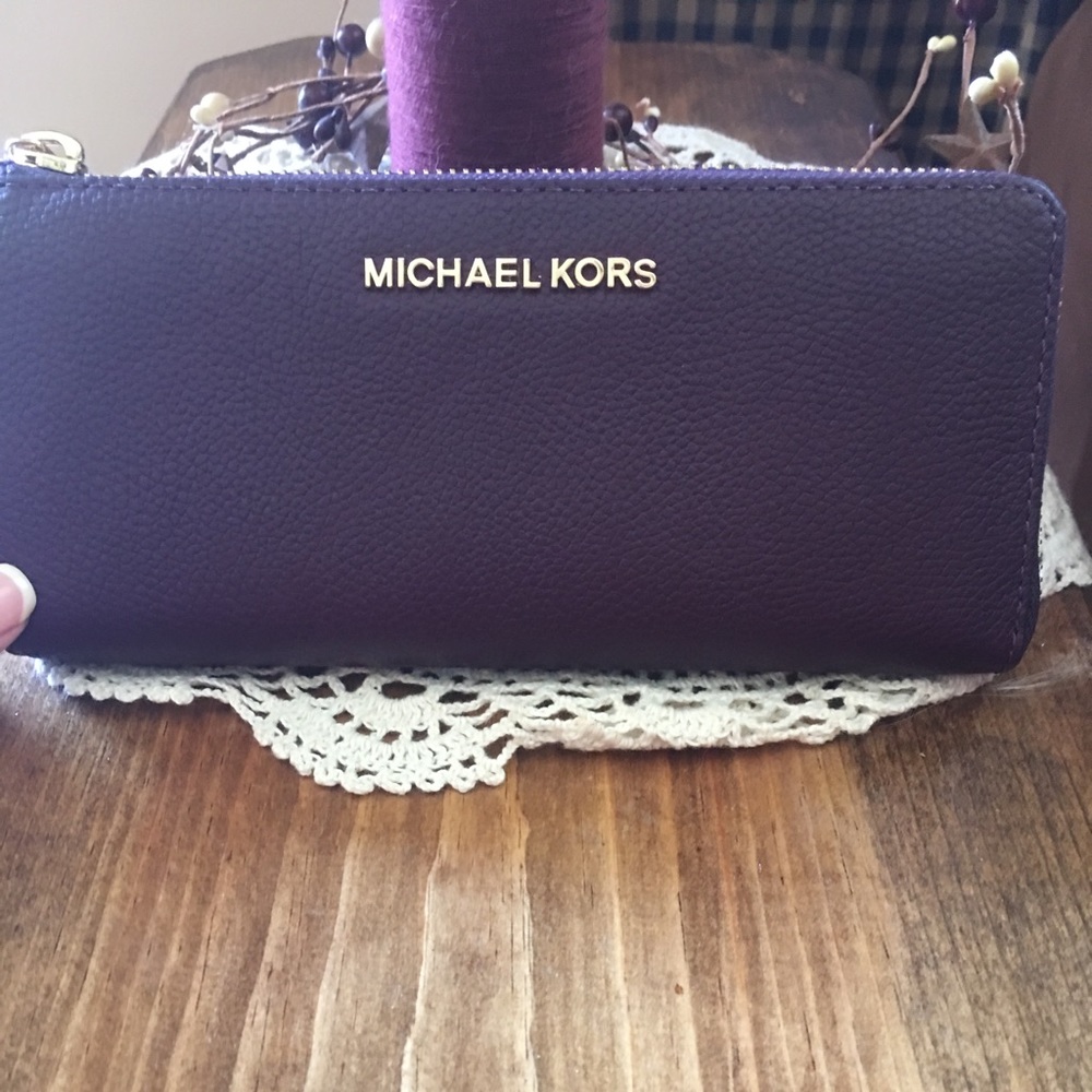 Michael Kors wallet